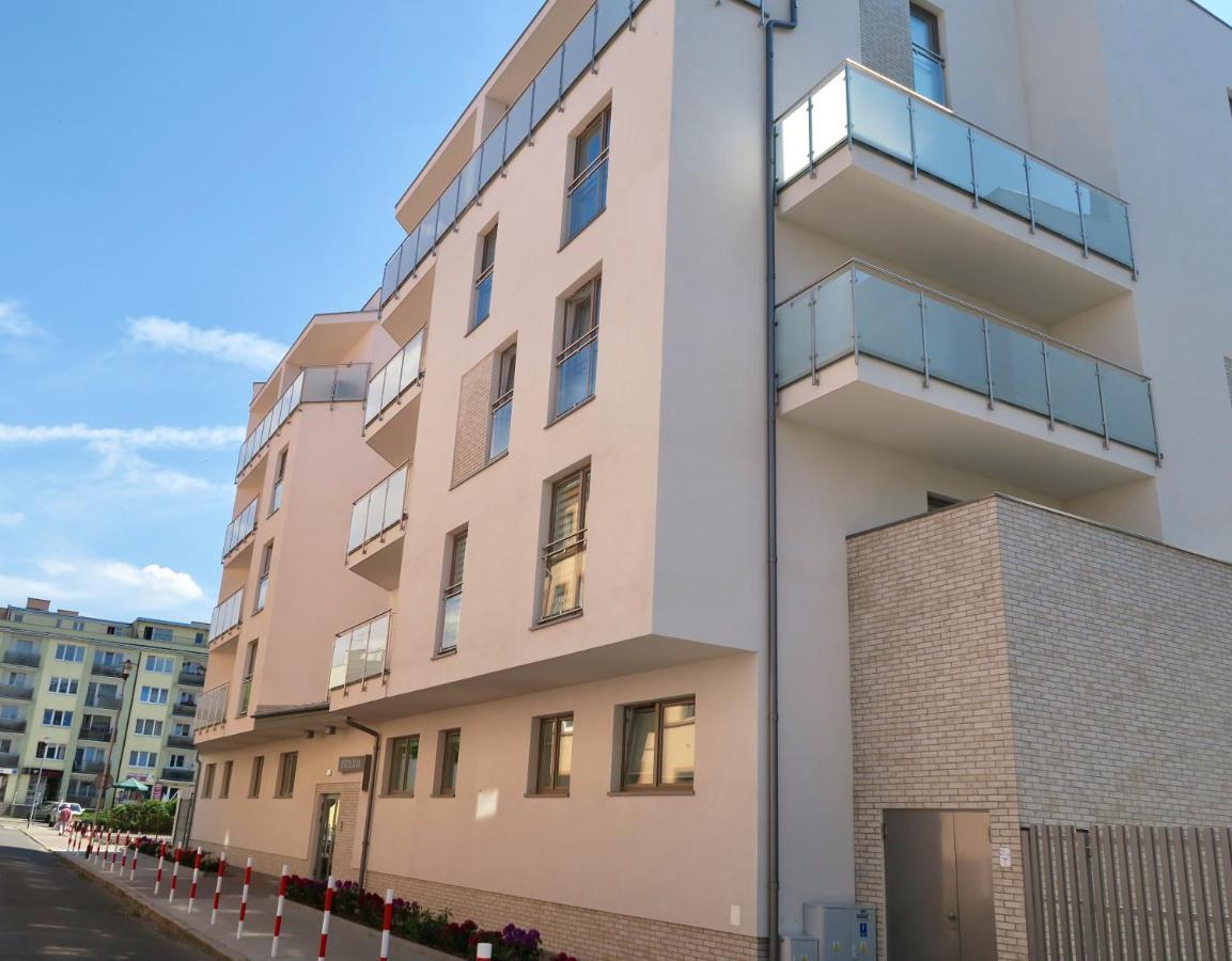 Bialy Apartament Apartment